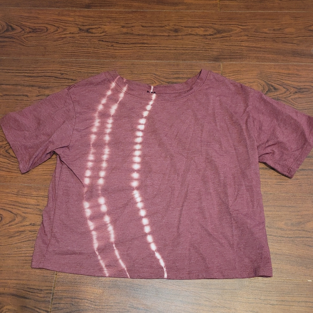 Tie dye crop shirt size med (7/8)